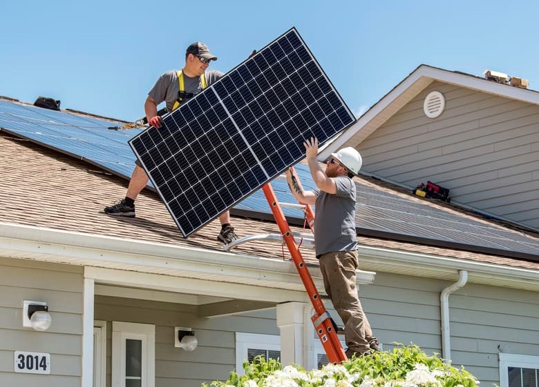 هزینه نصب پنل های خورشیدی| بهین نیرو